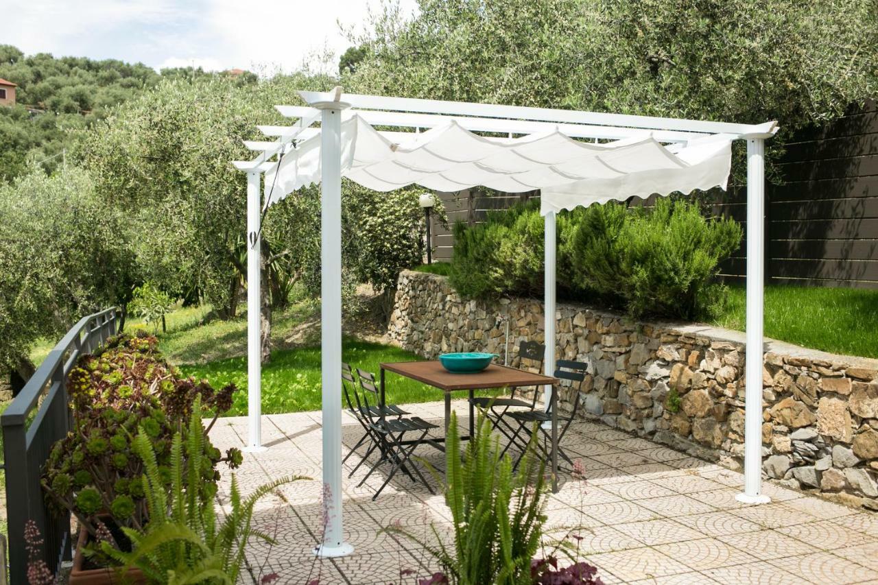 Agriturismo Oltrealmare Civezza Екстериор снимка