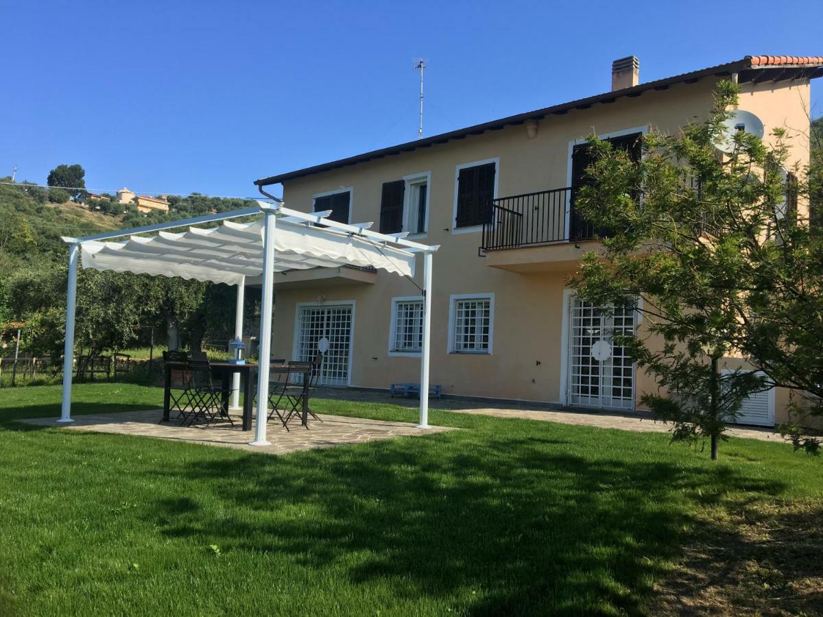 Agriturismo Oltrealmare Civezza Екстериор снимка