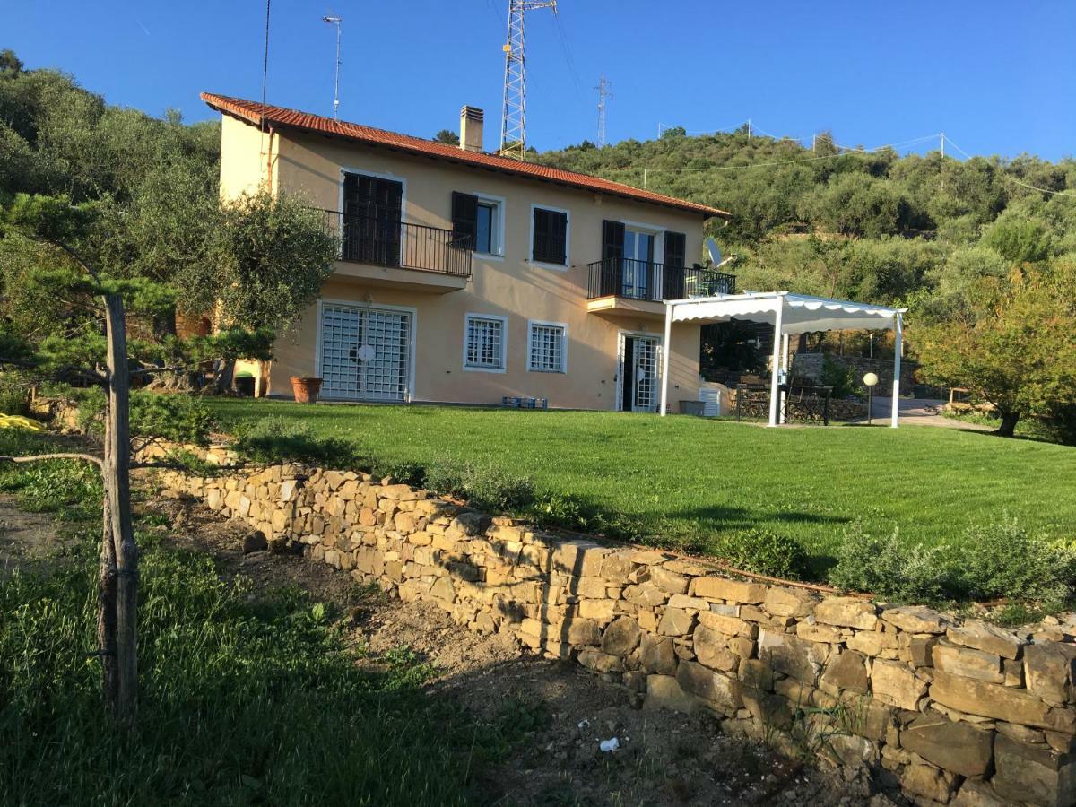 Agriturismo Oltrealmare Civezza Екстериор снимка